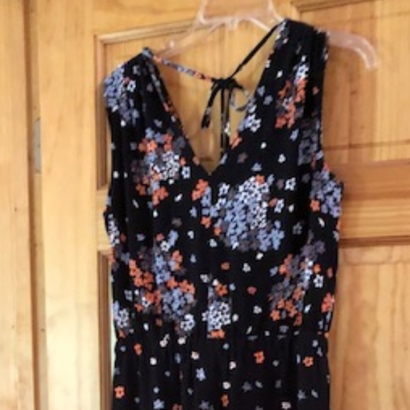 Loft Floral Jumper with pockets - Picture 3 of 4